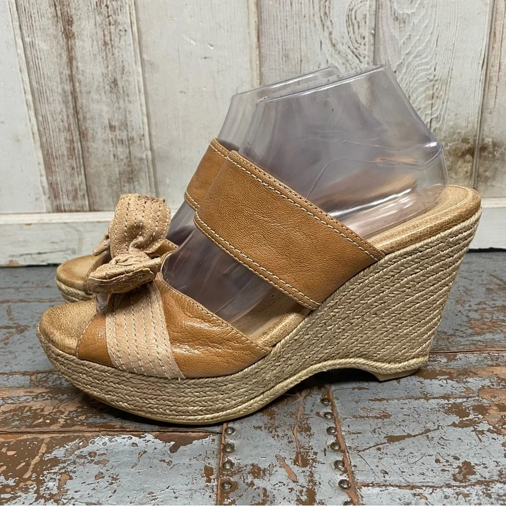 Naya Colette Wedge Espadrille